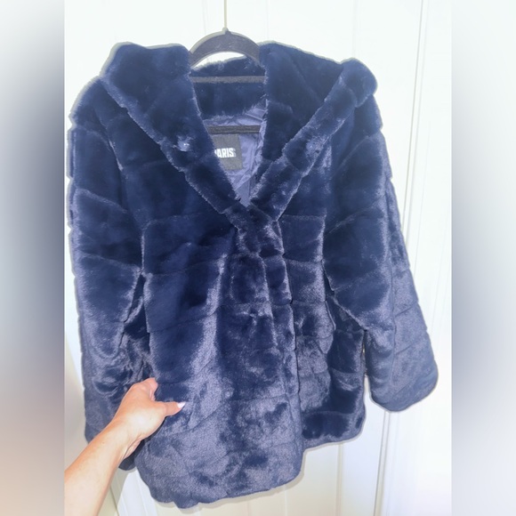 NWOT Apparis Deep Blue Teddy Jacket - Picture 3 of 5
